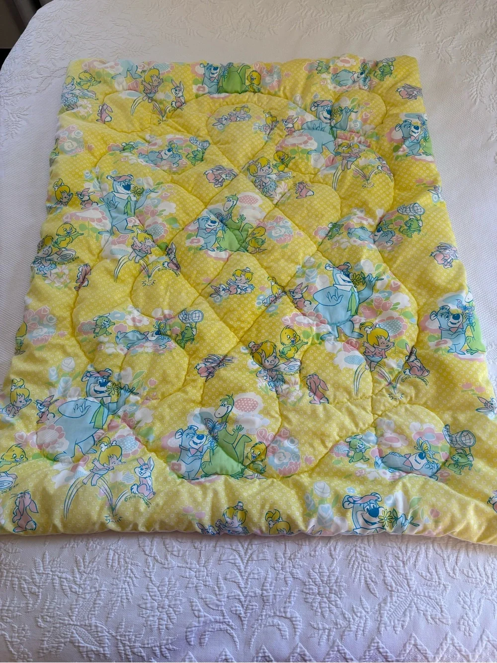 Vintage quilted crib baby blanket 1979 Yogi Bear, Flintstones by Kendall Co.